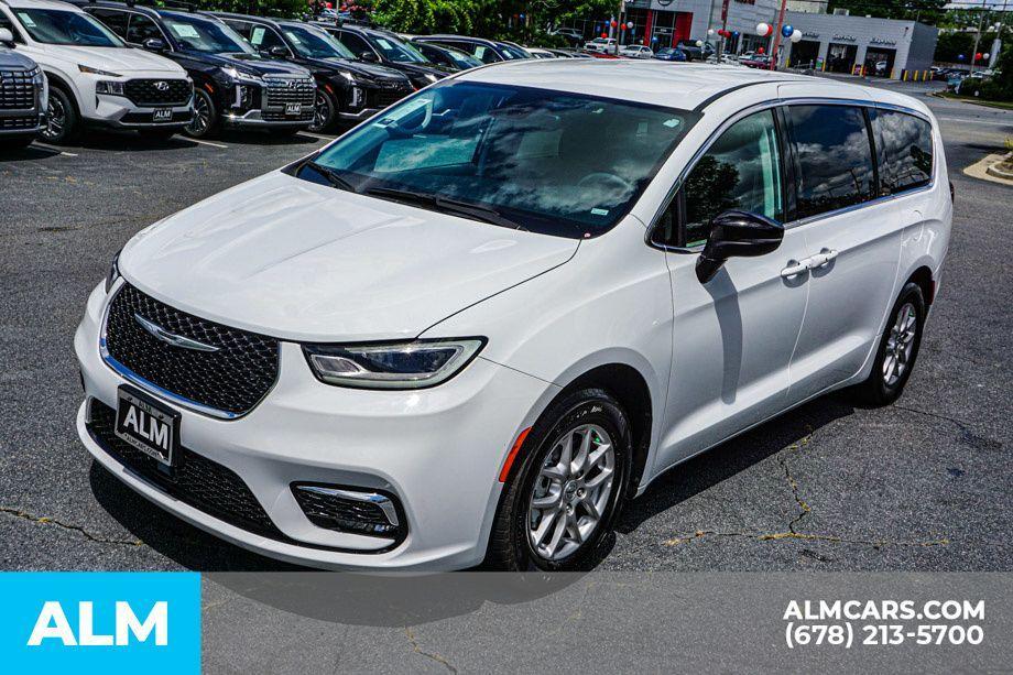 used 2024 Chrysler Pacifica car, priced at $26,420