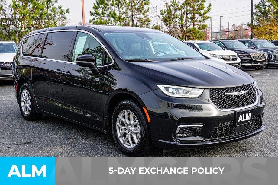 used 2023 Chrysler Pacifica car, priced at $23,420