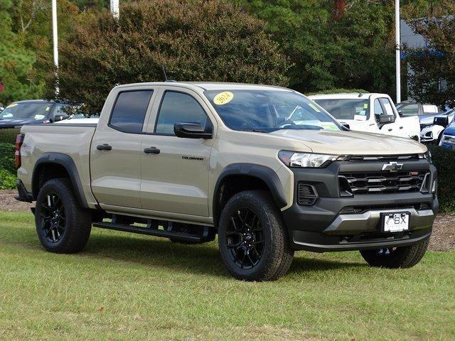 new 2024 Chevrolet Colorado car, priced at $45,635