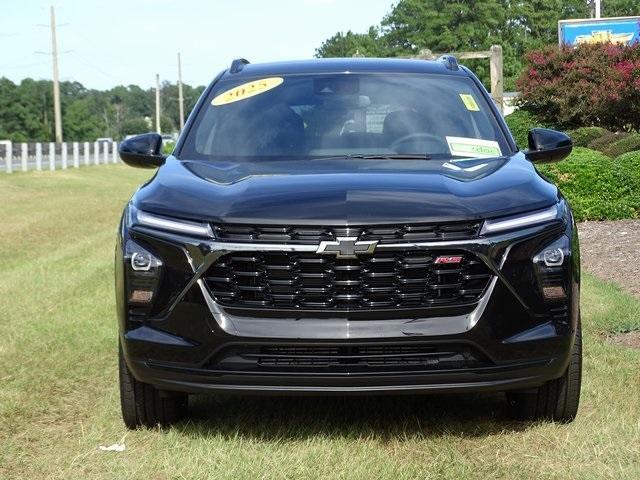 new 2025 Chevrolet Trax car, priced at $25,855