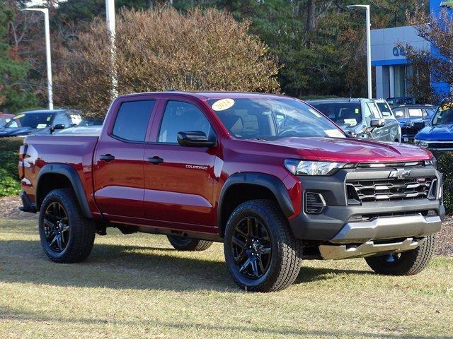 new 2024 Chevrolet Colorado car, priced at $45,180