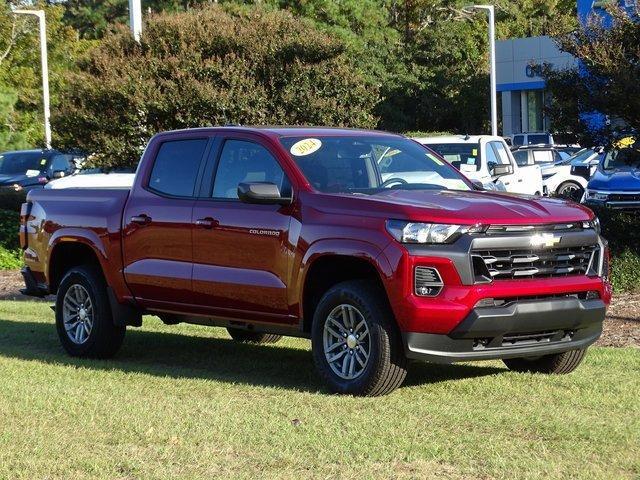 new 2024 Chevrolet Colorado car, priced at $42,602