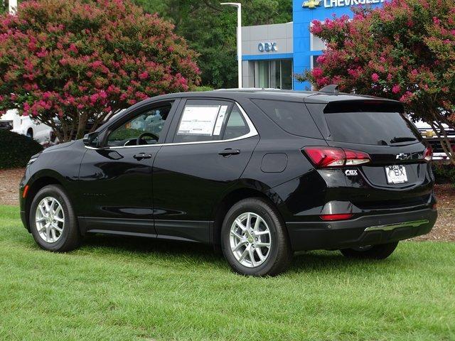 new 2024 Chevrolet Equinox car, priced at $33,390