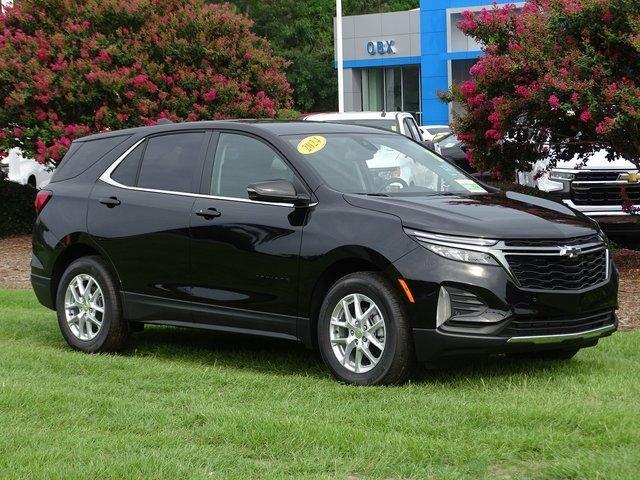 new 2024 Chevrolet Equinox car, priced at $33,390