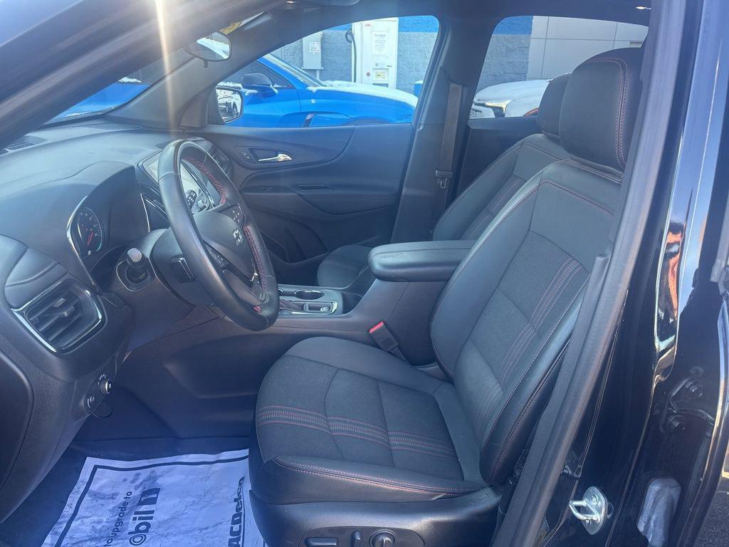 used 2024 Chevrolet Equinox car, priced at $27,156
