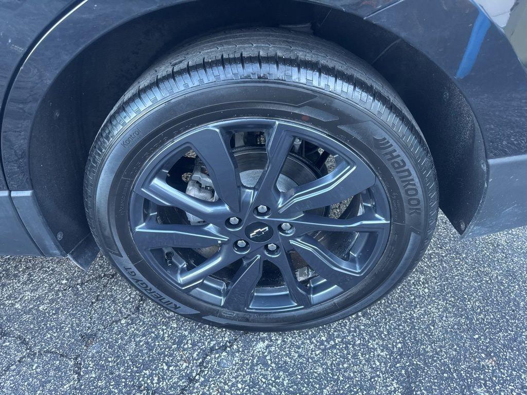 used 2024 Chevrolet Equinox car, priced at $23,060