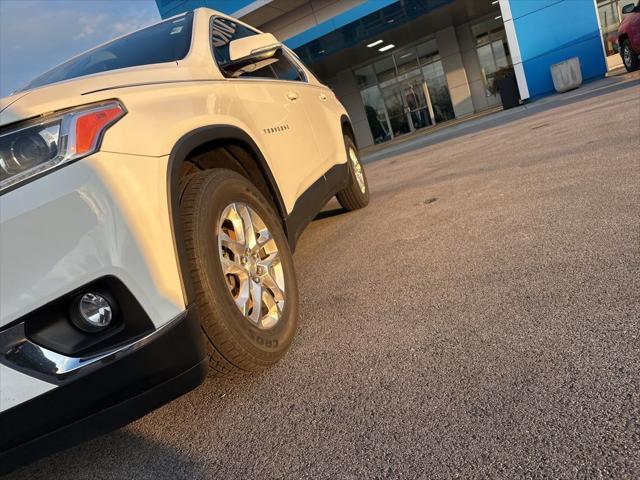 used 2018 Chevrolet Traverse car, priced at $10,949