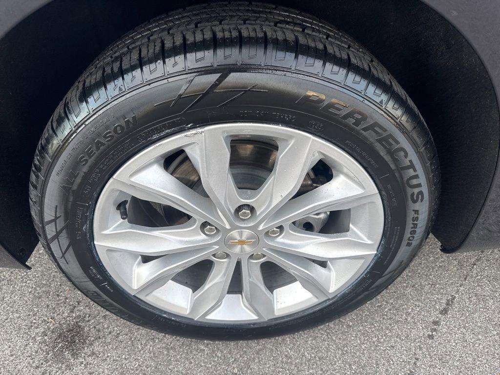 used 2023 Chevrolet Malibu car, priced at $17,789