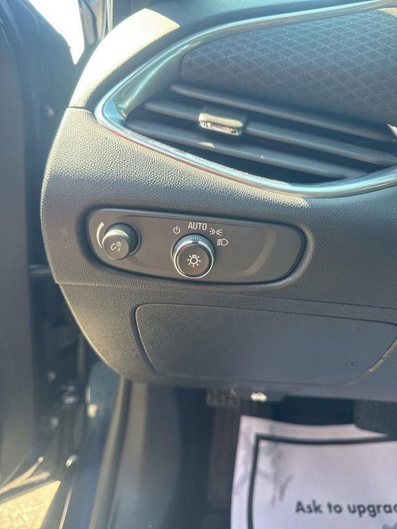 used 2020 Chevrolet Malibu car, priced at $19,024