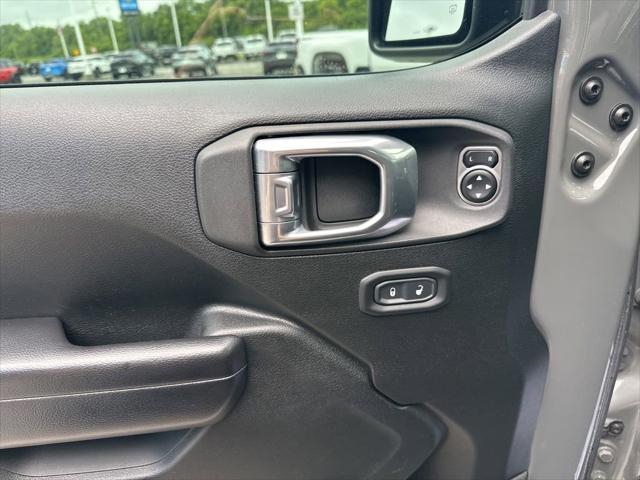 used 2021 Jeep Wrangler Unlimited car, priced at $32,414