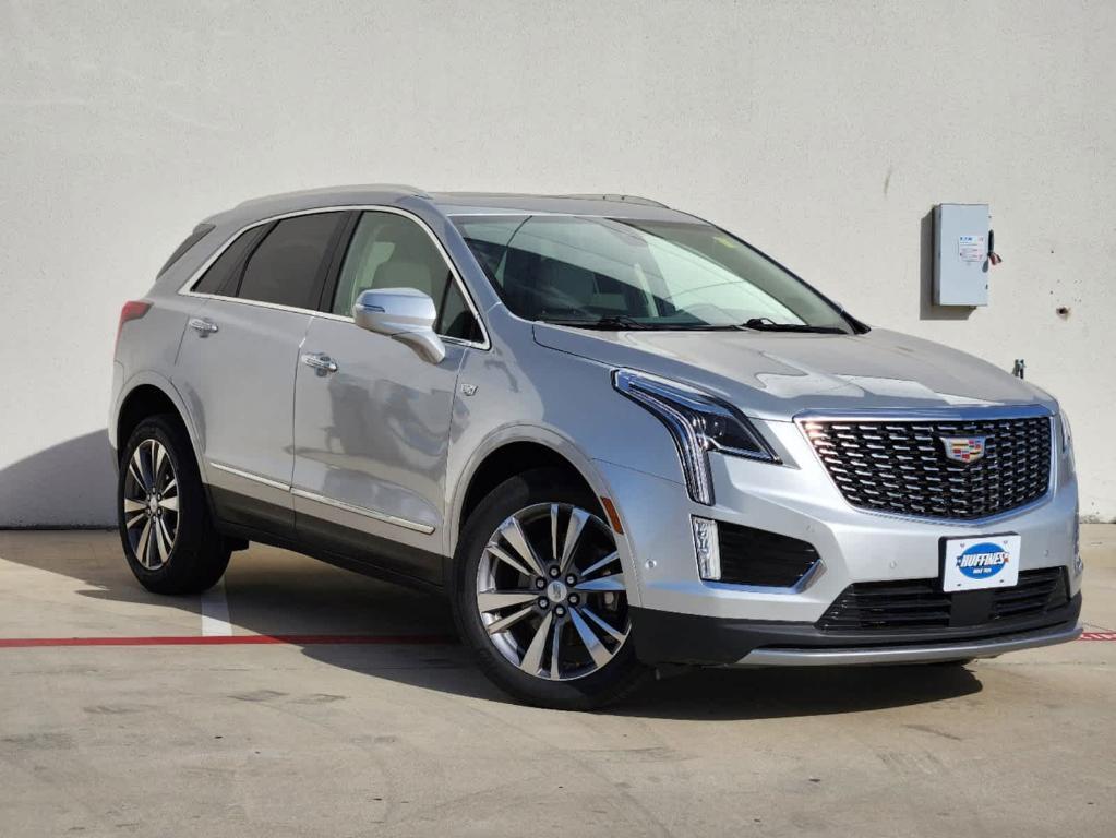 used 2020 Cadillac XT5 car, priced at $26,777