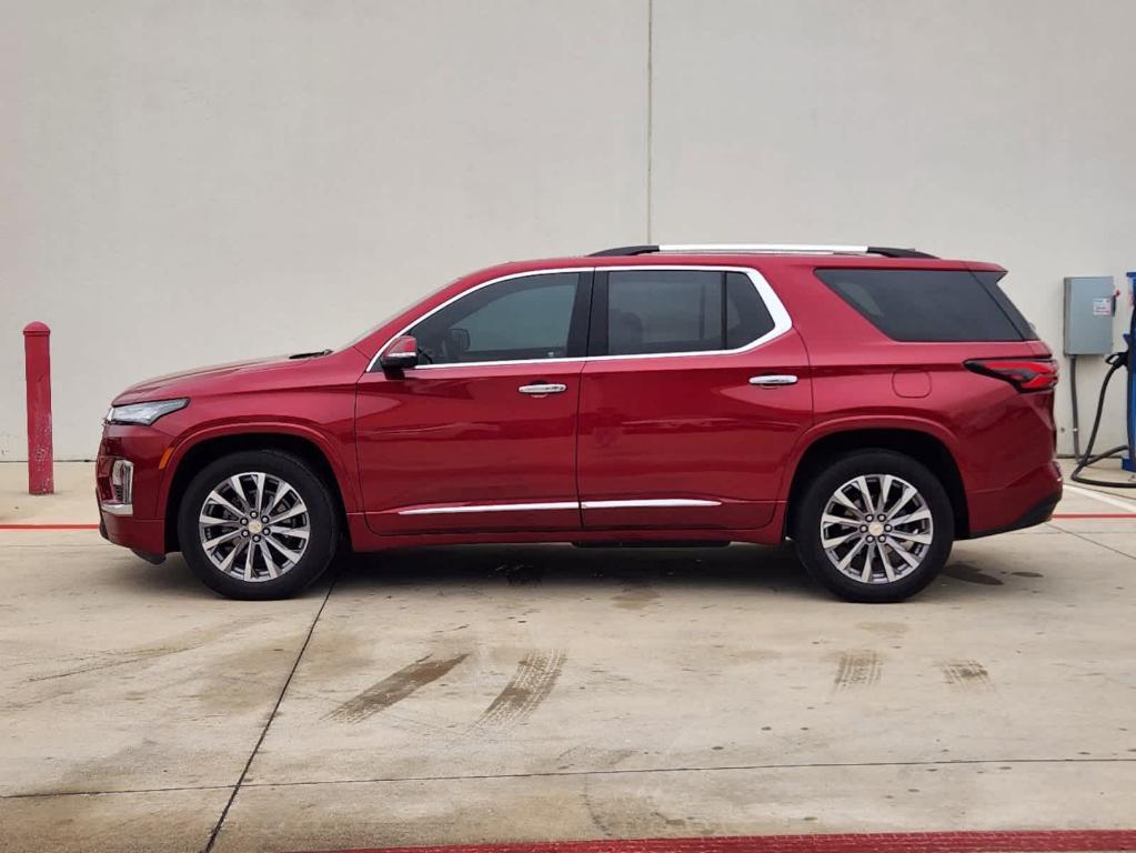 used 2022 Chevrolet Traverse car, priced at $32,777