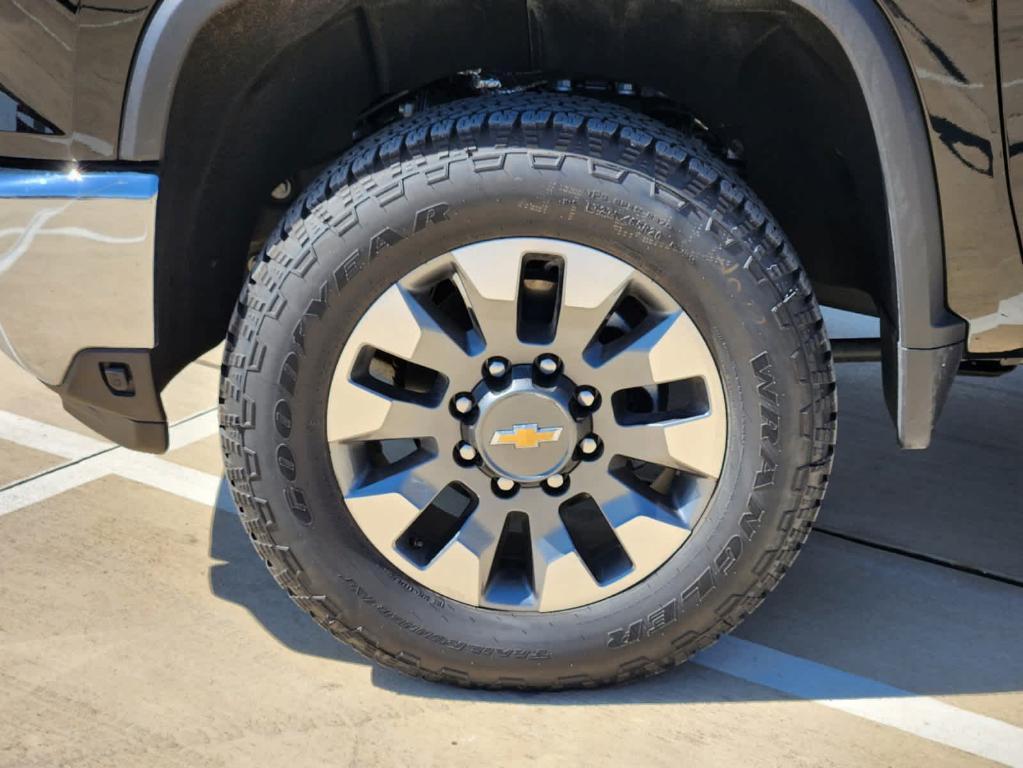 new 2025 Chevrolet Silverado 2500 car, priced at $71,565