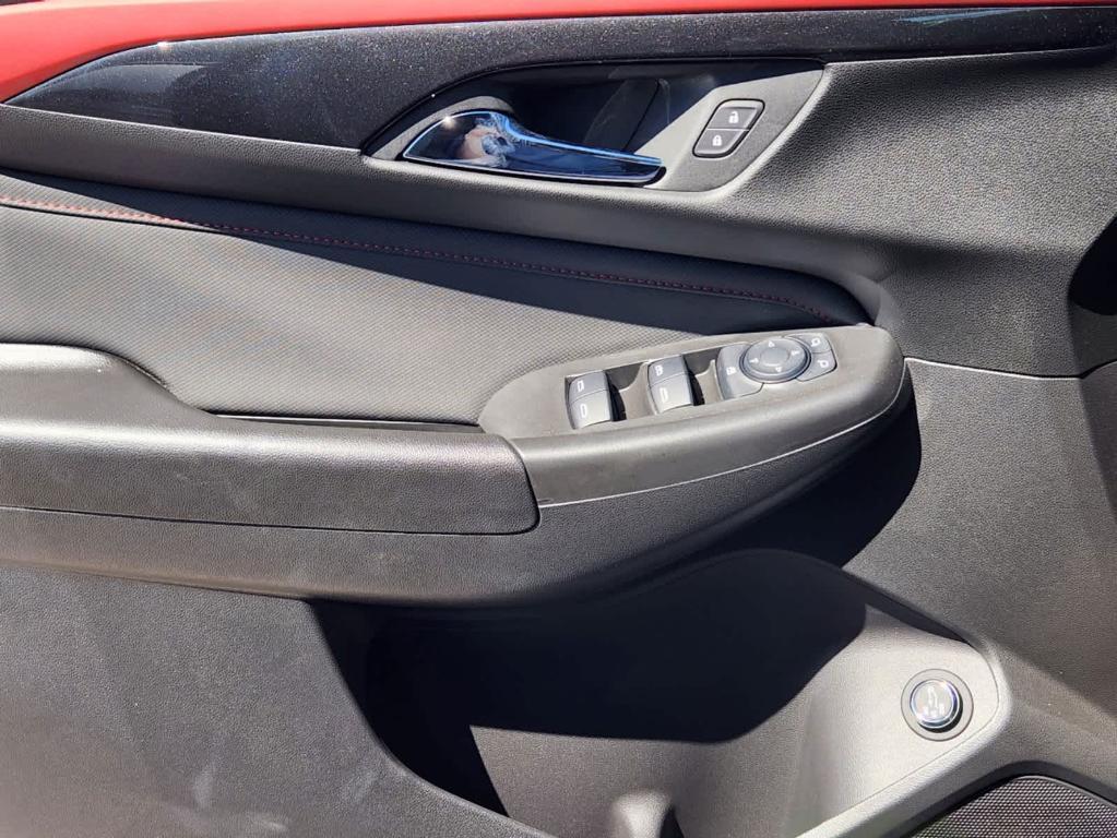 new 2025 Chevrolet TrailBlazer car, priced at $30,575