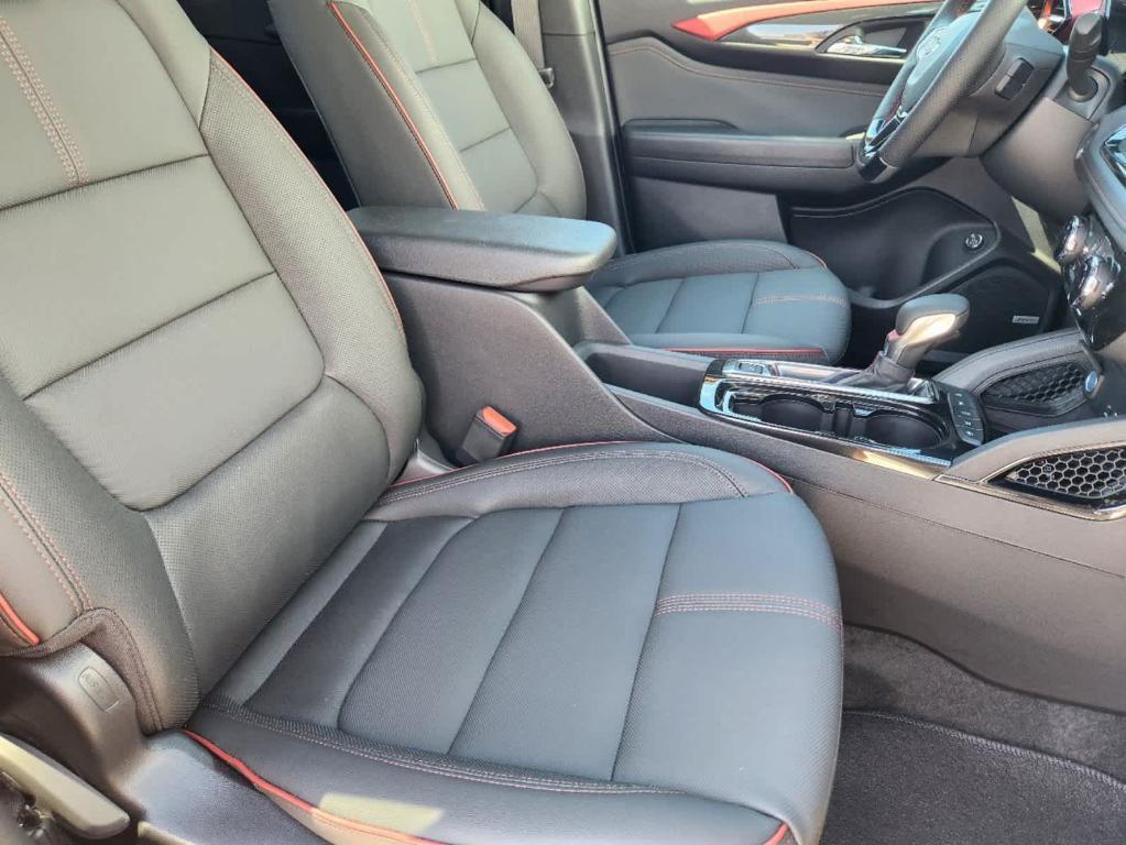 new 2025 Chevrolet TrailBlazer car, priced at $30,575