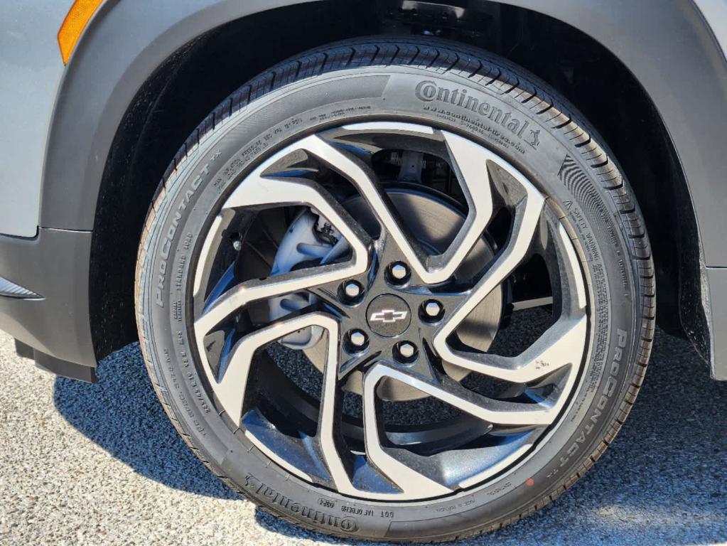 new 2025 Chevrolet TrailBlazer car, priced at $30,575