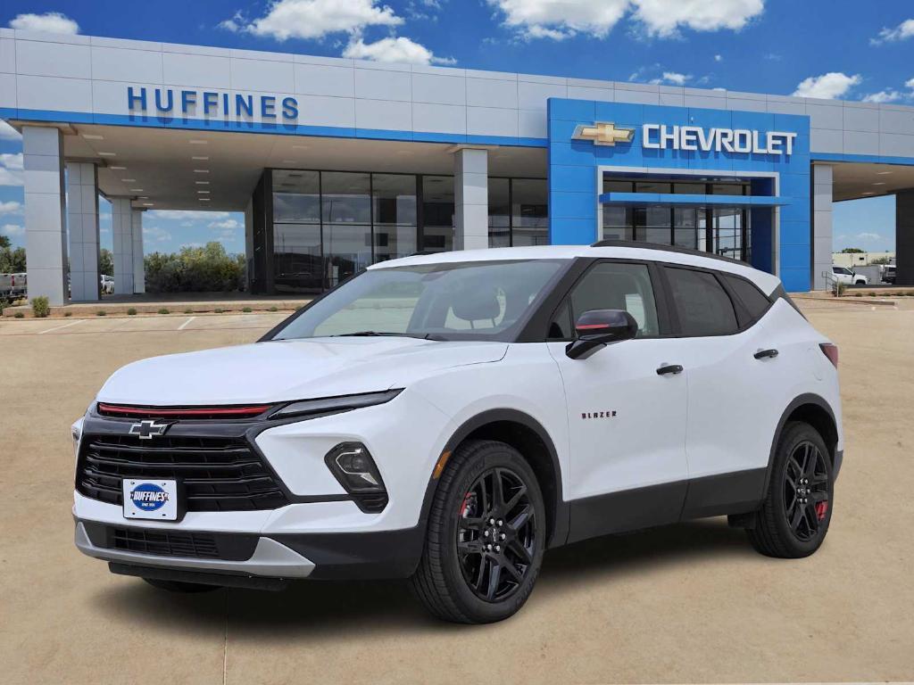 new 2025 Chevrolet Blazer car, priced at $38,345