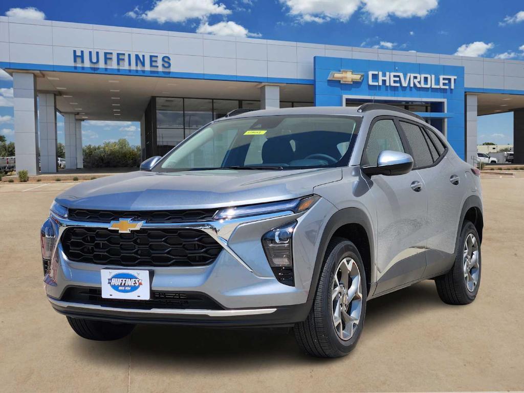 new 2025 Chevrolet Trax car, priced at $24,985