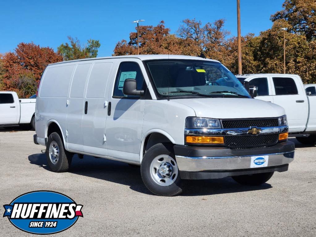 new 2024 Chevrolet Express 2500 car, priced at $46,203