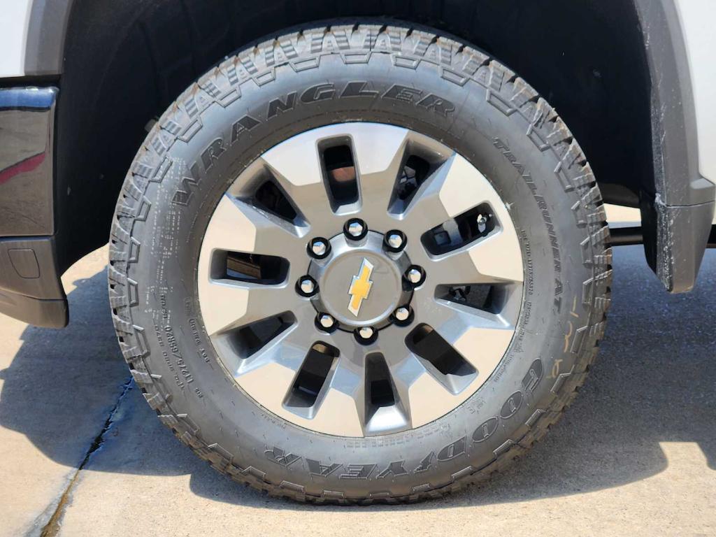 new 2025 Chevrolet Silverado 2500 car, priced at $55,955