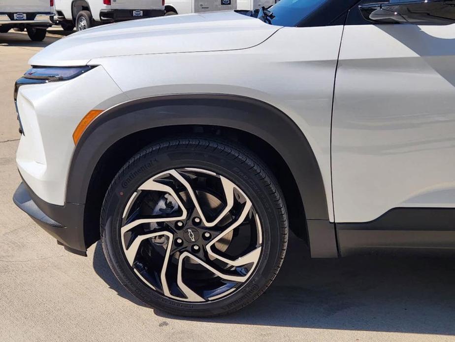 new 2025 Chevrolet TrailBlazer car, priced at $32,225