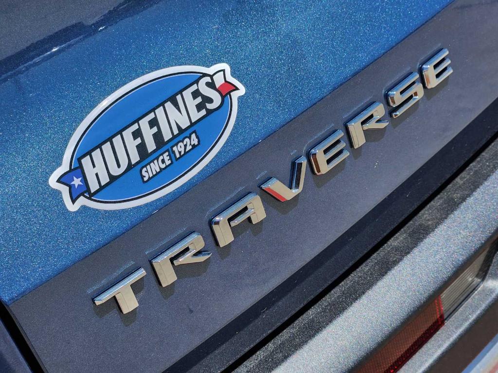 new 2025 Chevrolet Traverse car, priced at $42,495