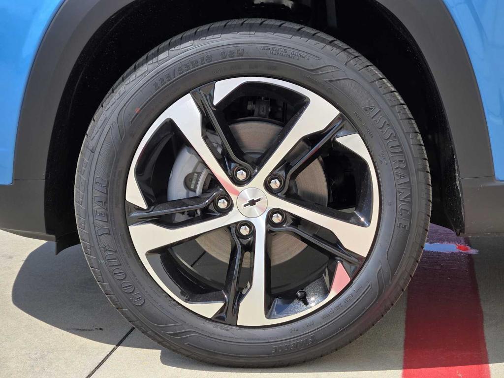 new 2025 Chevrolet Trax car, priced at $24,249
