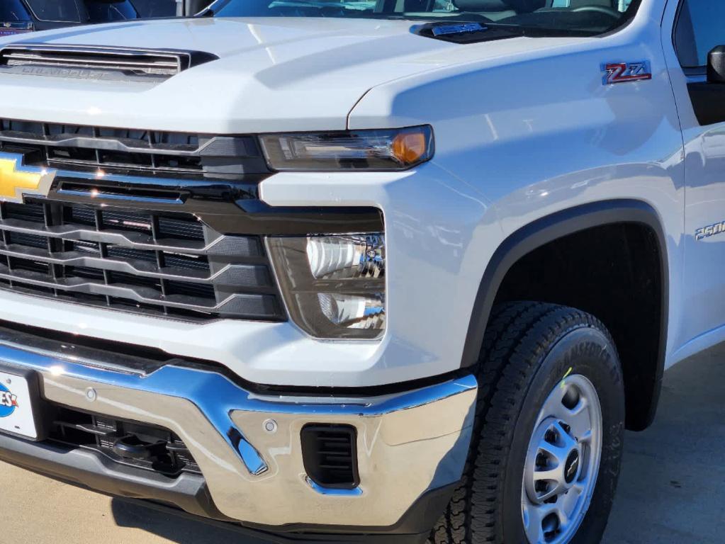 new 2025 Chevrolet Silverado 2500 car, priced at $56,175