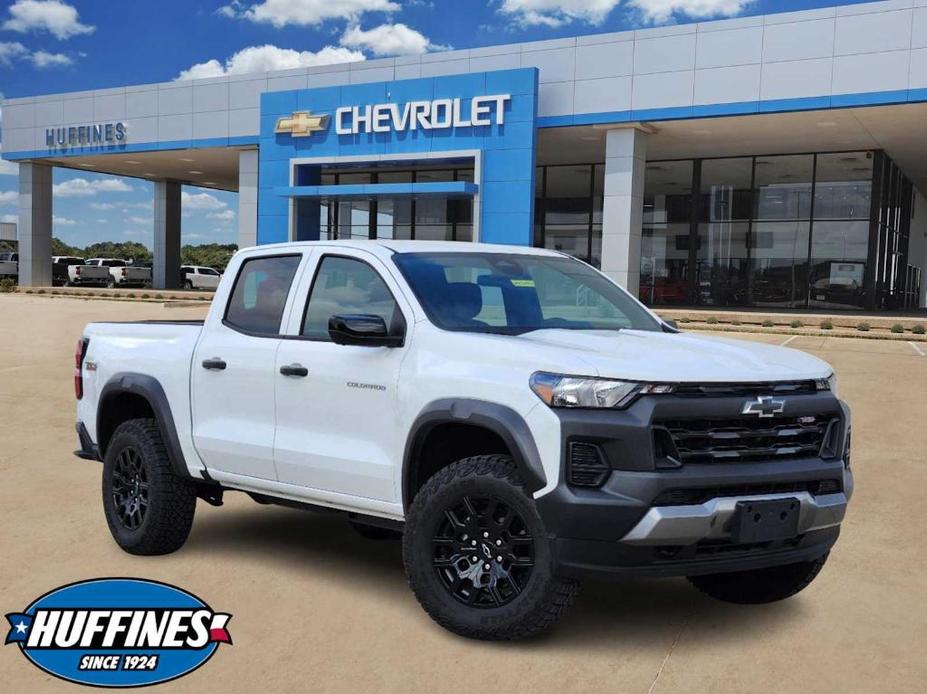 new 2024 Chevrolet Colorado car, priced at $40,560