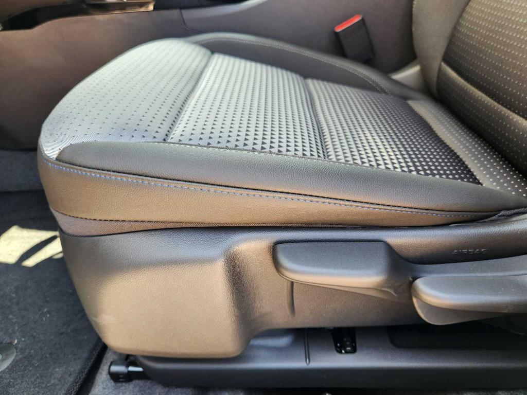 new 2025 Chevrolet Trax car, priced at $25,235