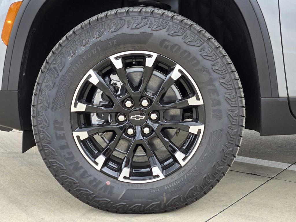 new 2026 Chevrolet Traverse car, priced at $53,040
