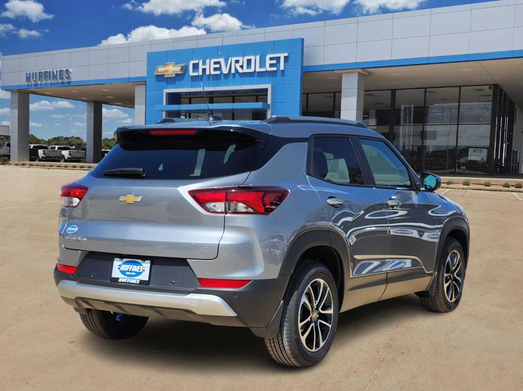 new 2025 Chevrolet TrailBlazer car, priced at $26,620