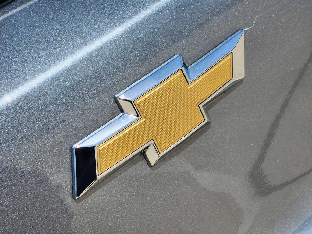 new 2025 Chevrolet TrailBlazer car, priced at $26,620