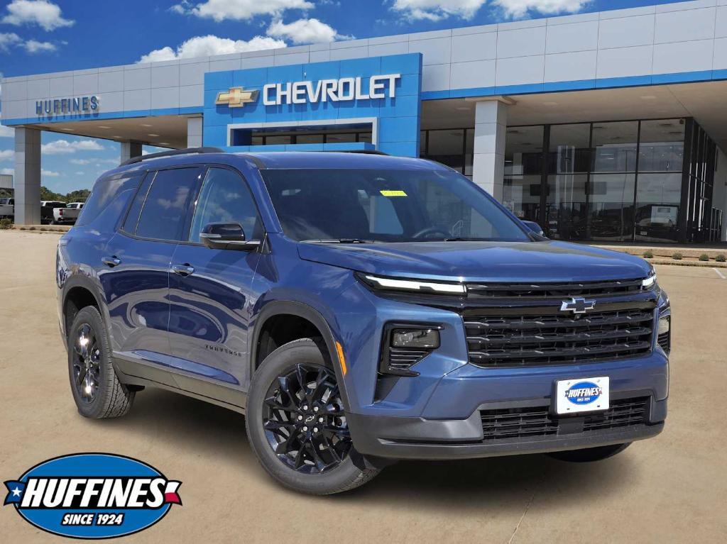 new 2026 Chevrolet Traverse car, priced at $46,525