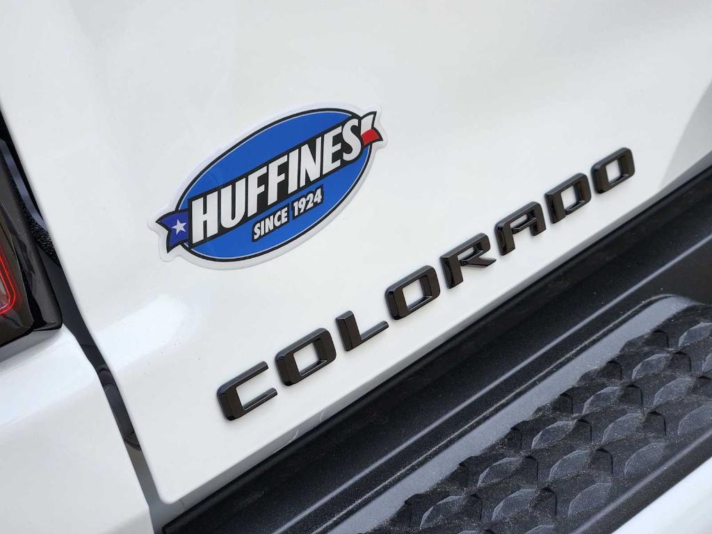 new 2026 Chevrolet Colorado car, priced at $44,925