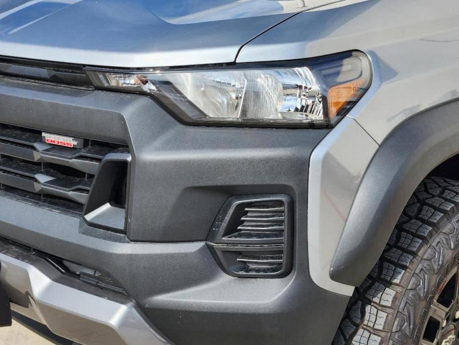 new 2024 Chevrolet Colorado car, priced at $43,560