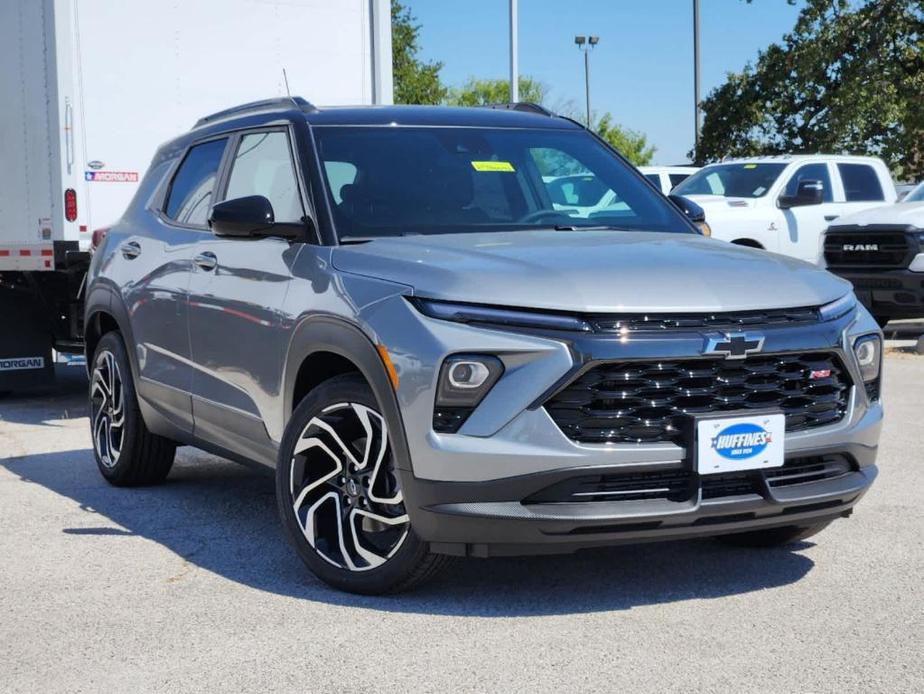 new 2025 Chevrolet TrailBlazer car, priced at $33,075