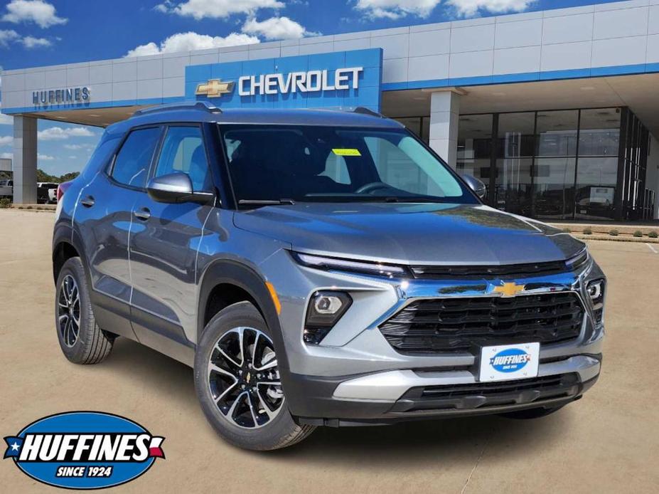 new 2025 Chevrolet TrailBlazer car, priced at $26,385