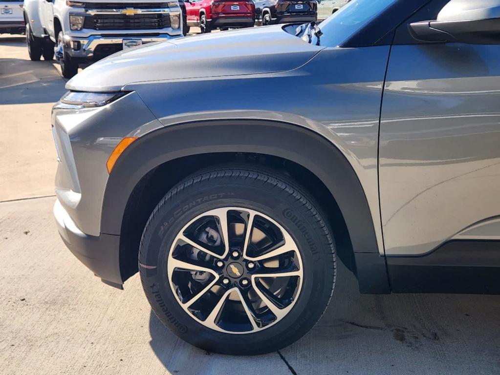 new 2025 Chevrolet TrailBlazer car, priced at $25,385