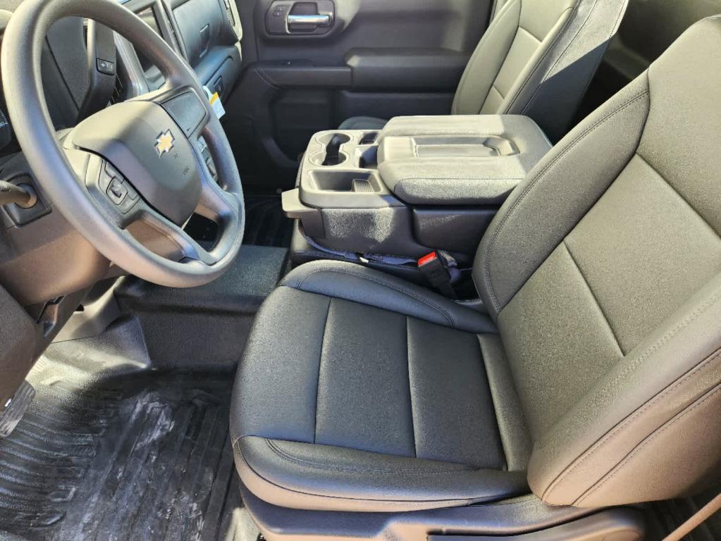 new 2024 Chevrolet Silverado 1500 car, priced at $45,564