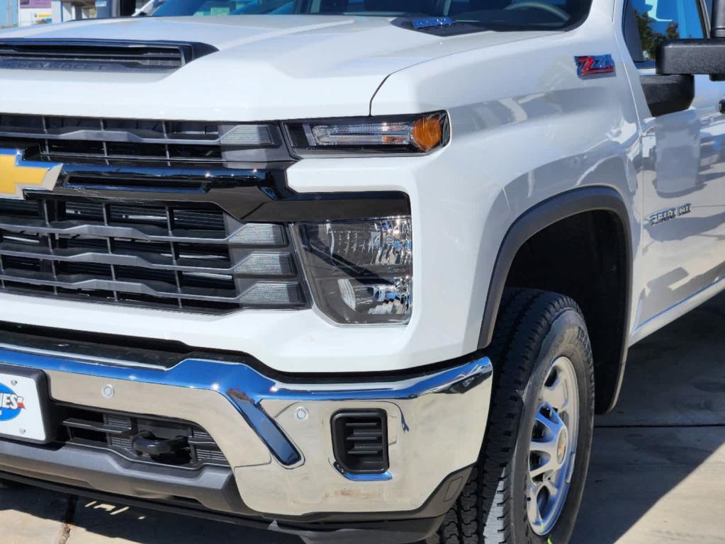 new 2025 Chevrolet Silverado 2500 car, priced at $56,175