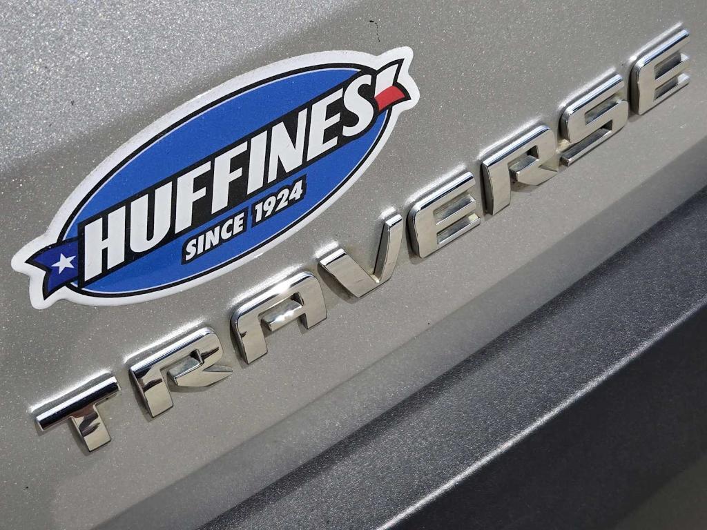 used 2019 Chevrolet Traverse car, priced at $19,877