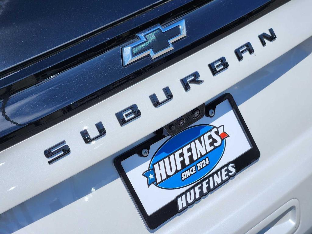 new 2025 Chevrolet Suburban car, priced at $92,740