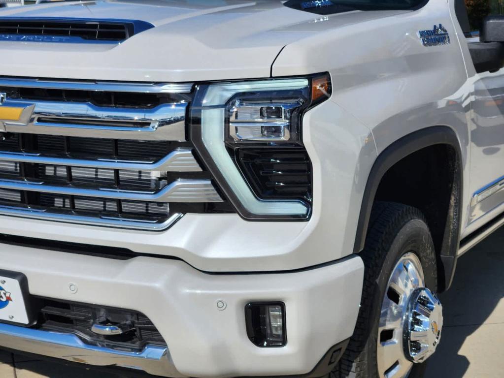 new 2025 Chevrolet Silverado 3500 car, priced at $87,970