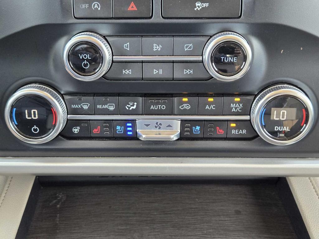 used 2023 Ford Expedition car, priced at $43,777