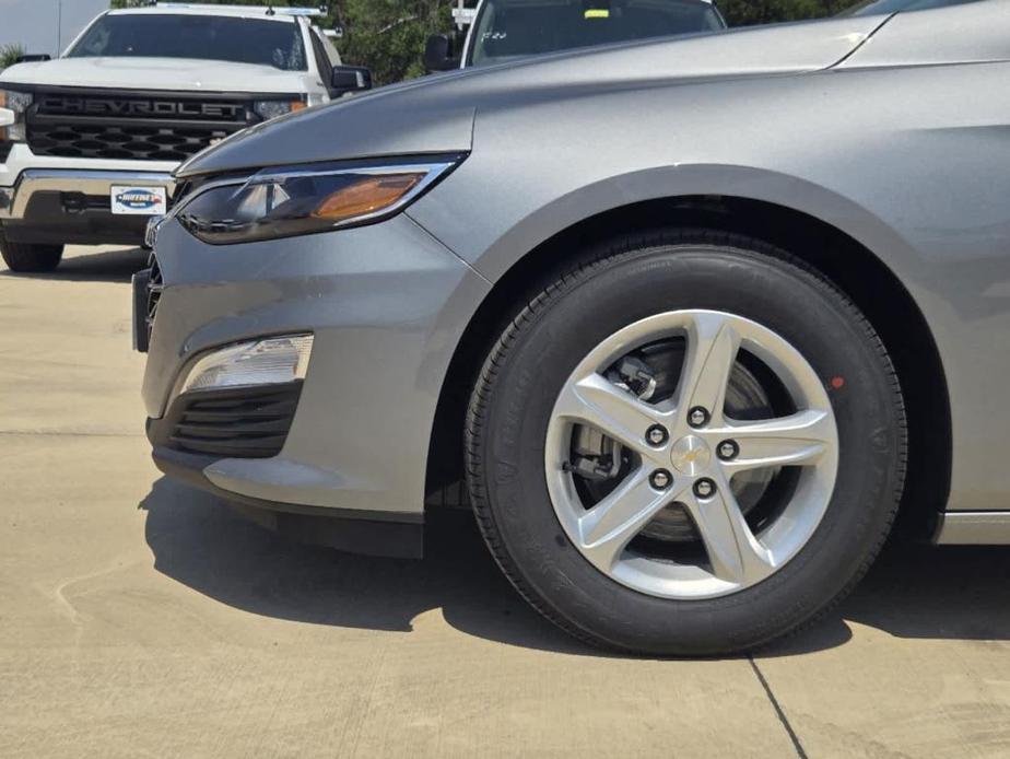 new 2025 Chevrolet Malibu car, priced at $25,520