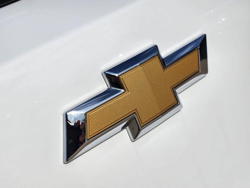 new 2025 Chevrolet TrailBlazer car, priced at $25,680