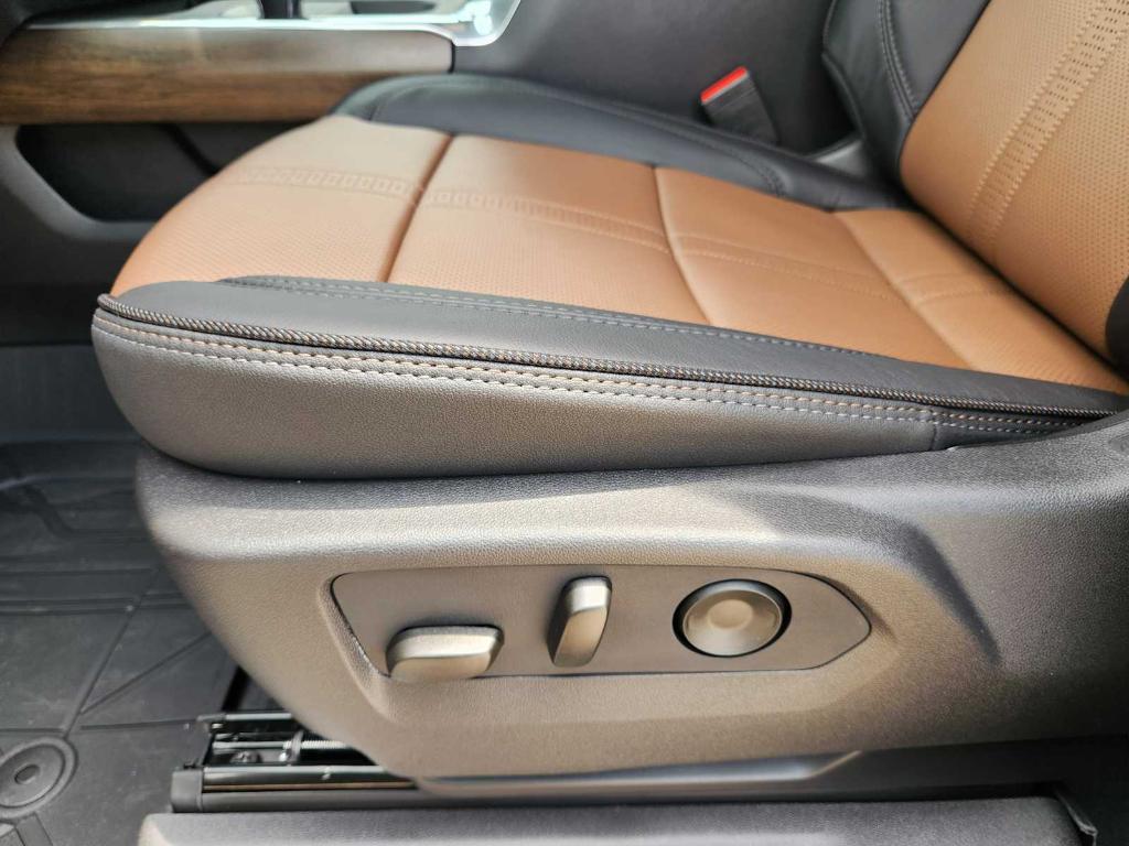 new 2025 Chevrolet Silverado 1500 car, priced at $76,544