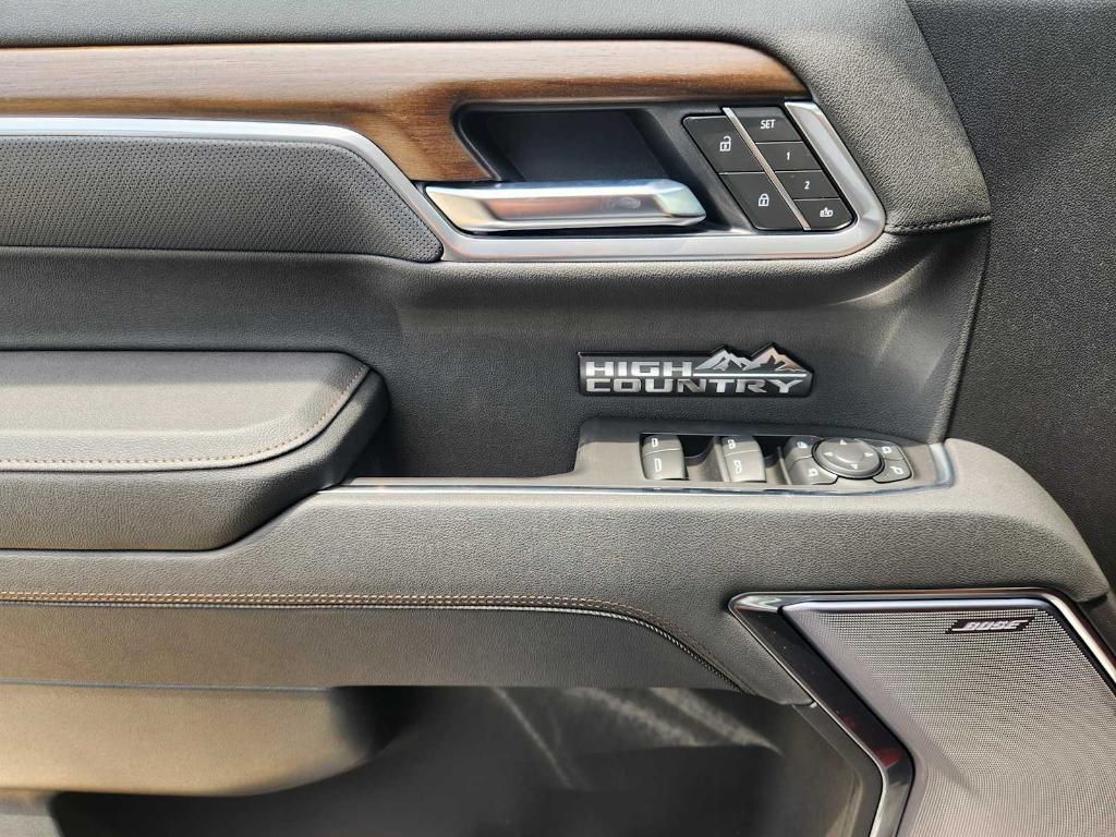 new 2025 Chevrolet Silverado 1500 car, priced at $76,544