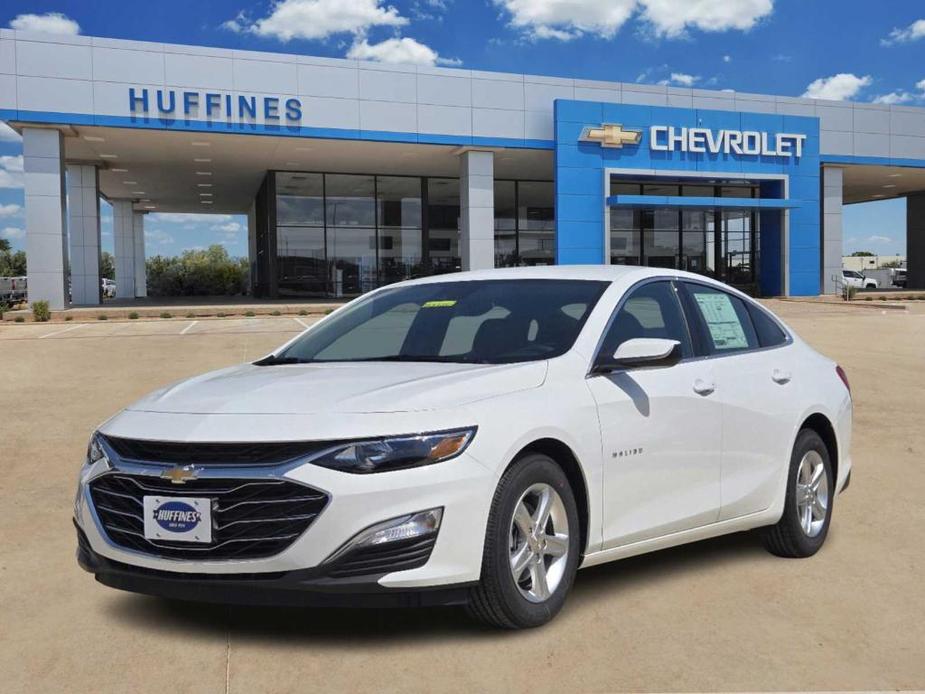 new 2025 Chevrolet Malibu car, priced at $25,520